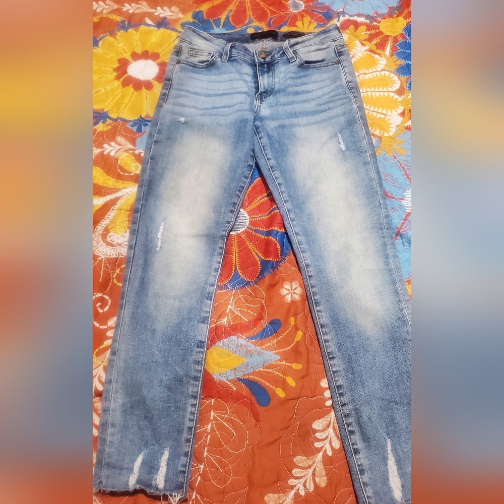 Kendall + Kylie Distressed Skinny Jeans Size 0 24
